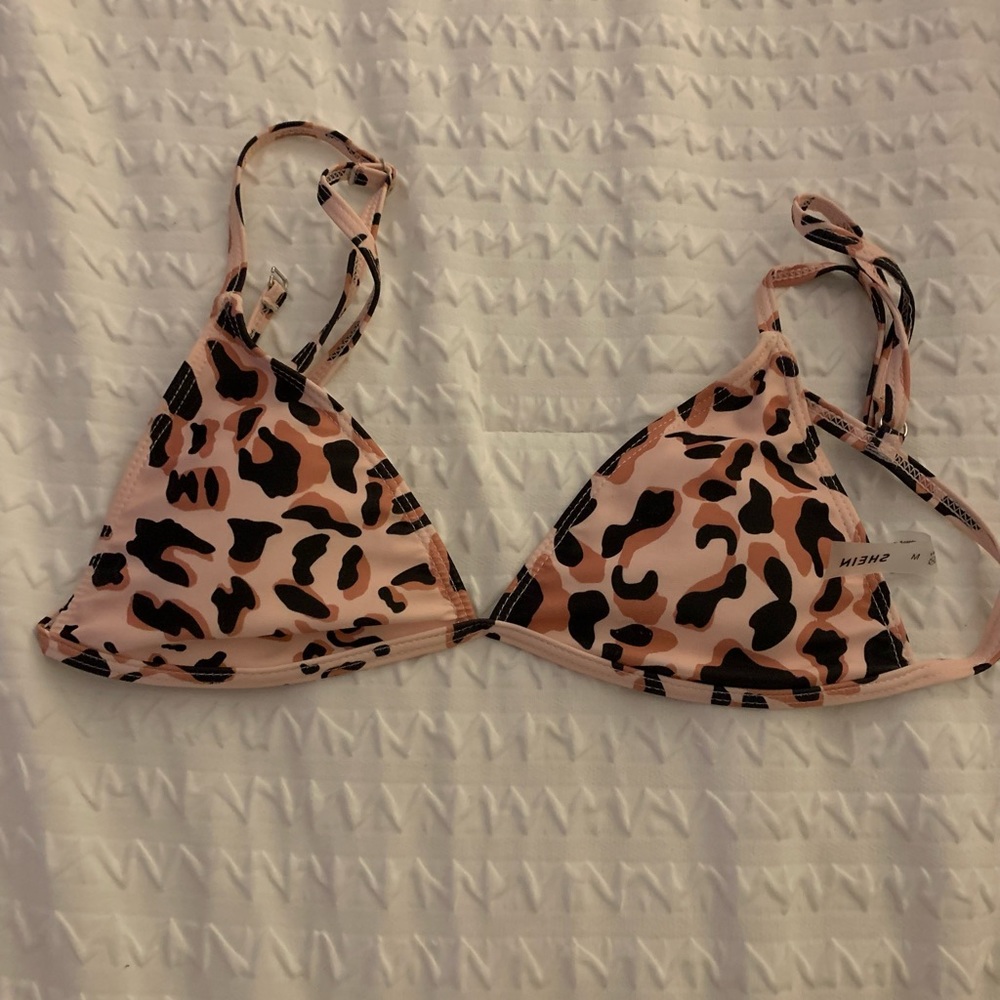 SHEIN cheetah bikini top size medium! Never worn!